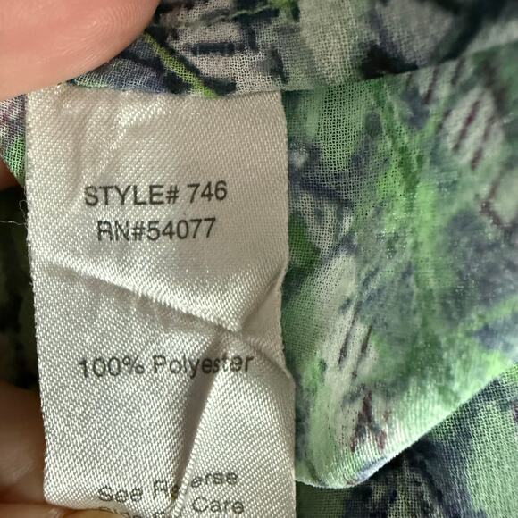 Cabi Style 746 Green Blue Short Sleeve Sheer Blouse Size Large - Picture 10 of 10